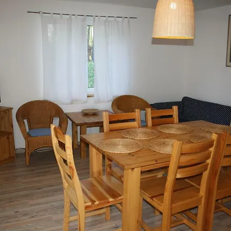 Деревянный коттедж Letniskowe Gnieznienska Поберово