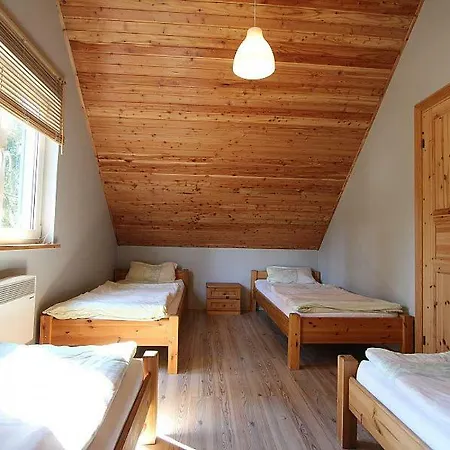 Деревянный коттедж Letniskowe Gnieznienska *